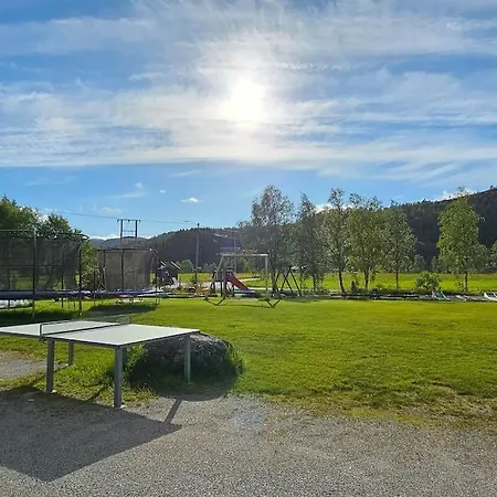 & Feriehus *